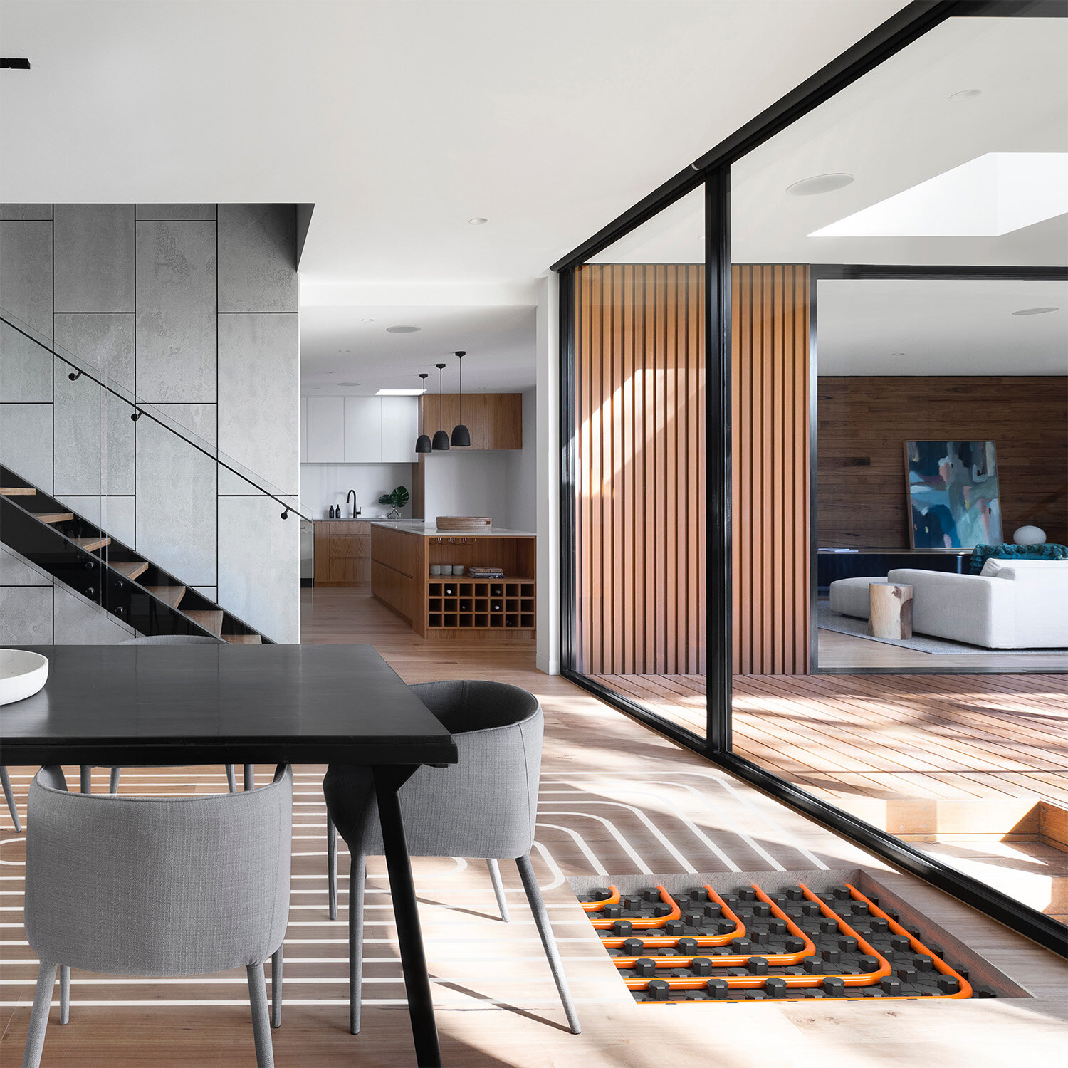 Dynamic Content Image